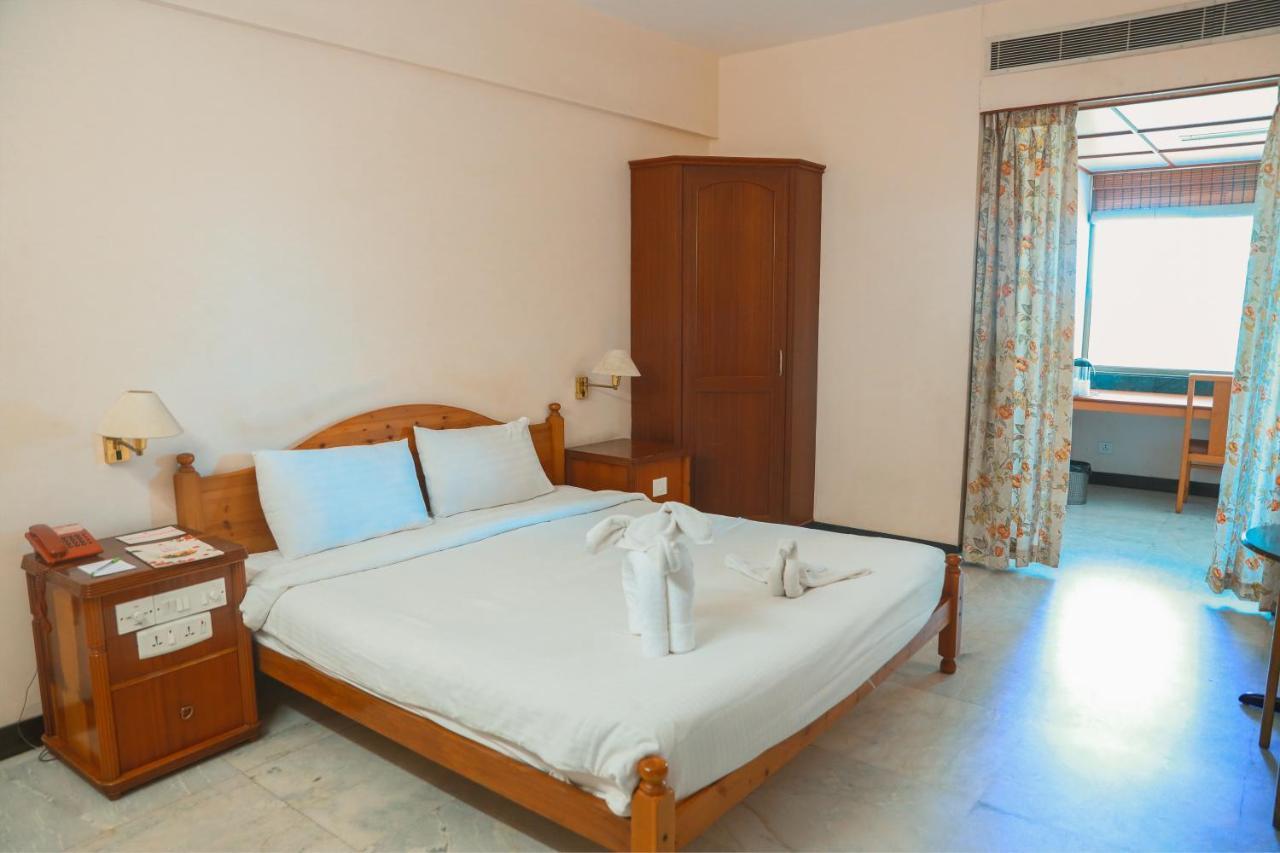 Bell Hotel Sivakāsi Екстериор снимка