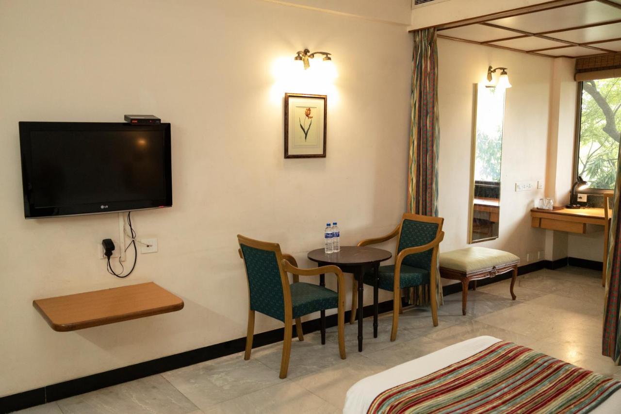 Bell Hotel Sivakāsi Екстериор снимка