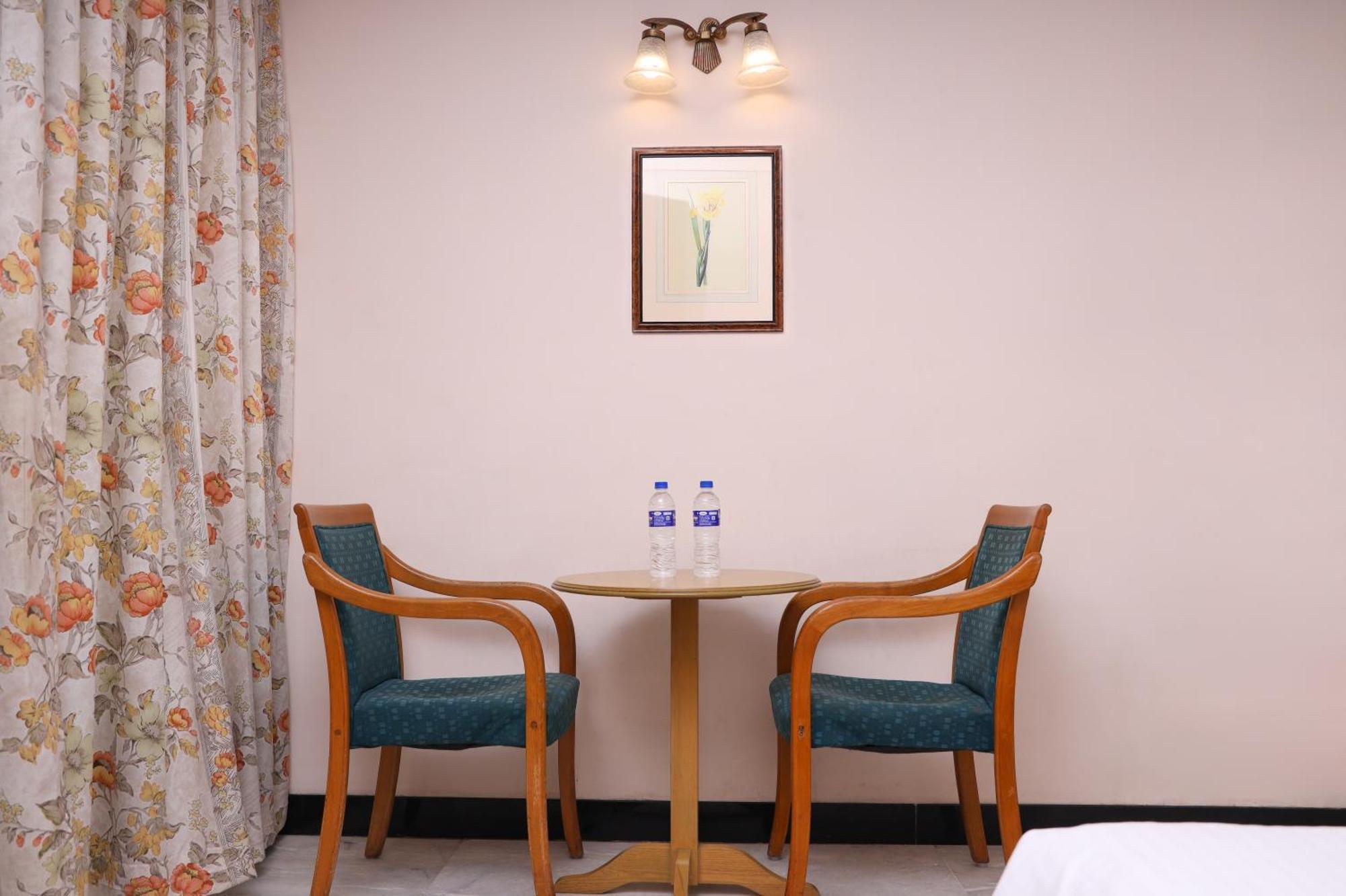 Bell Hotel Sivakāsi Екстериор снимка