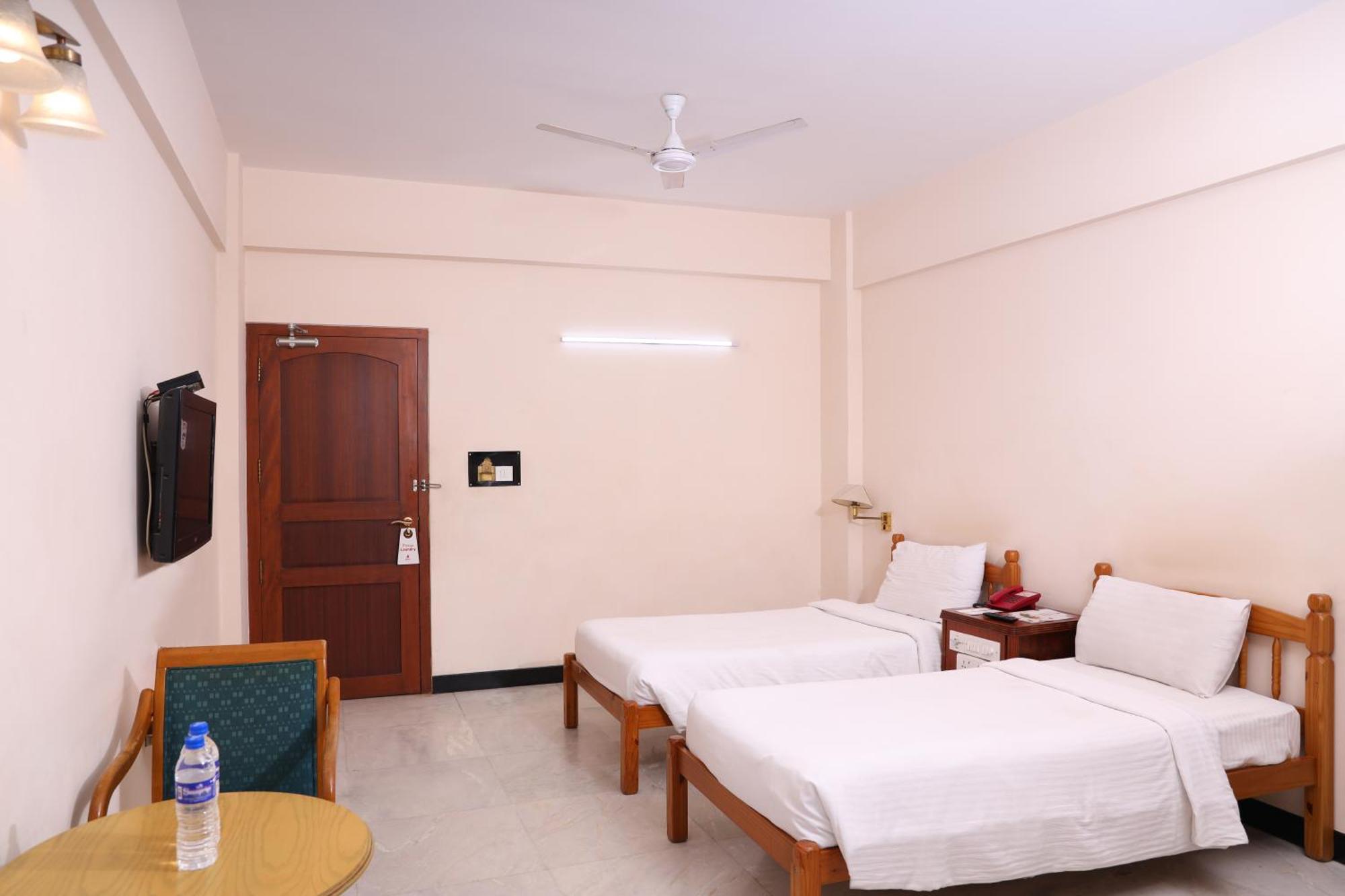 Bell Hotel Sivakāsi Екстериор снимка